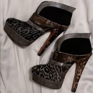 Alaia size 37 (7) worn once